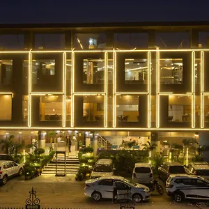 Park Tree Igi Airport A Unit Of Prithvi Palace With Free Airport Transsfer 4*, New Delhi India