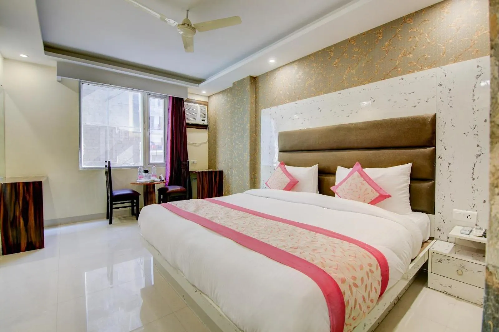 Love hotel Hotel Bella Inn New Delhi